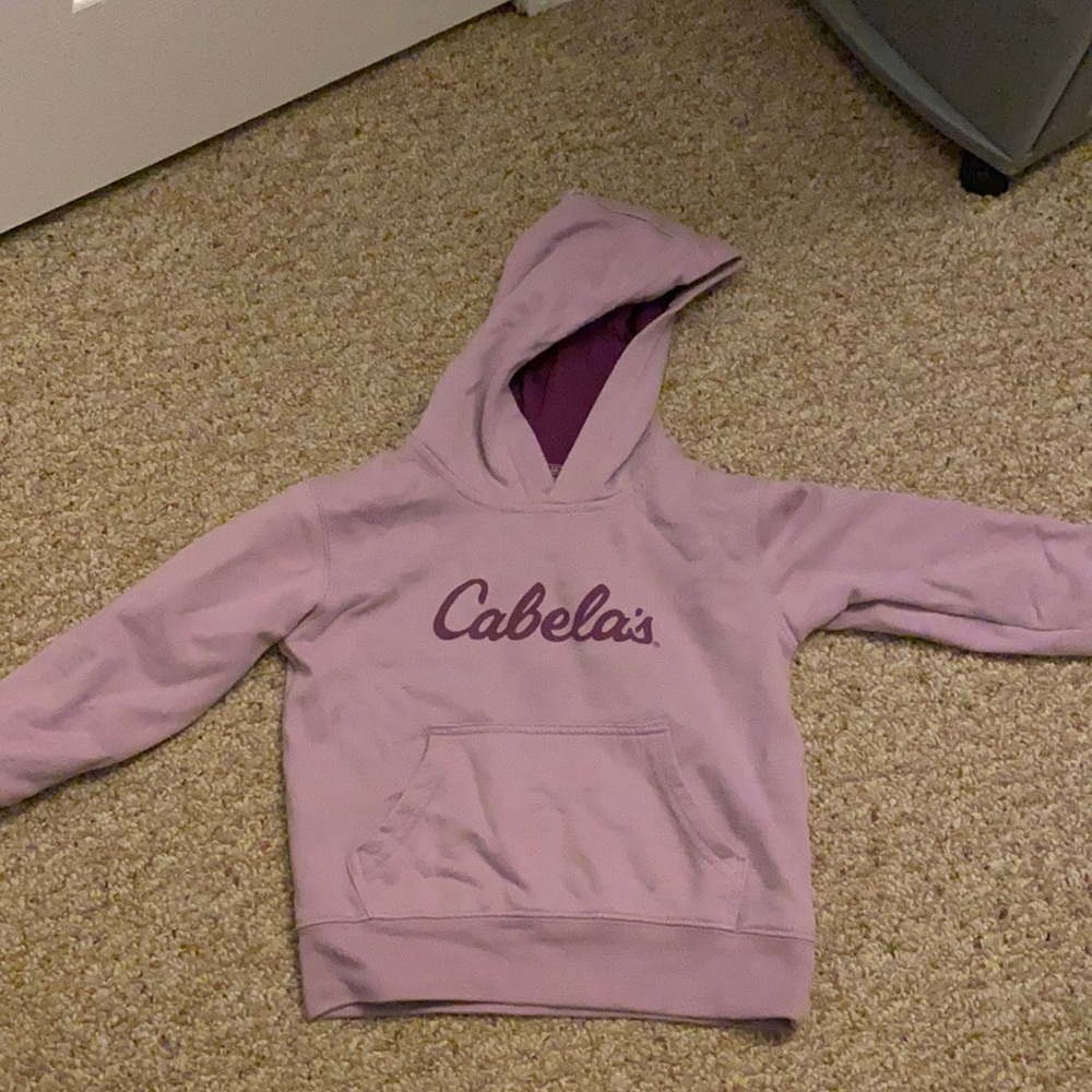 Cabelas 3T sweatshirt.